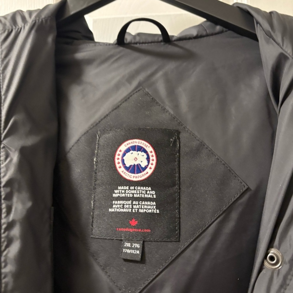 Canada Goose Shelburne Heritage Parka with Tan Fur Trim XXL -Retired - Picture 10 of 14